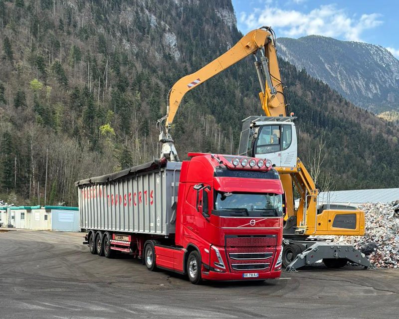 Camion benne à ferrailles France/Italie